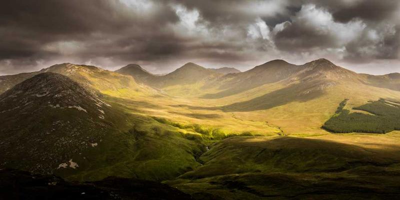 研究“商品测评”：作为现代社会的“占卜术”，试图预测拥有的幸福