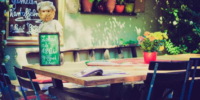 提案：将“社恐”与“社牛”视为两种互补的超能力，并探讨其团队协作模式